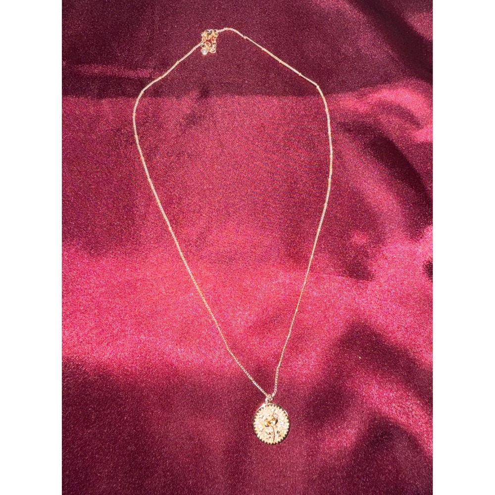 Gold Tone Rose Medallion‎ Pendant Necklace with Crystal Accents Satellite Chain